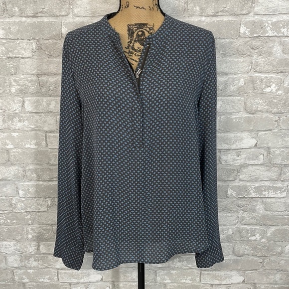 Halogen Grey with Blue Print Blouse - Picture 1 of 6